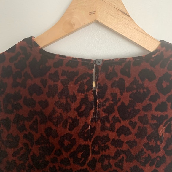 NWT Dolan  leopard print velvet blouse - Picture 6 of 8